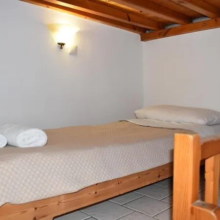 Nocleg ze śniadaniem Old Mykonos 3*