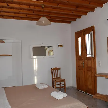 Alojamento de Acomodação e Pequeno-almoço Old Mykonos Drafaki